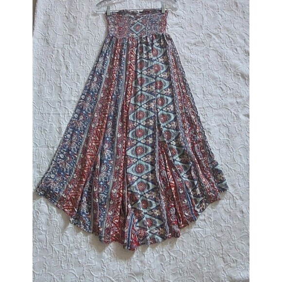 Billabong Dress Women's XS, Boho,coquete, Rayón, Smocked, 16 Inch Of Armp To... - Picture 1 of 11